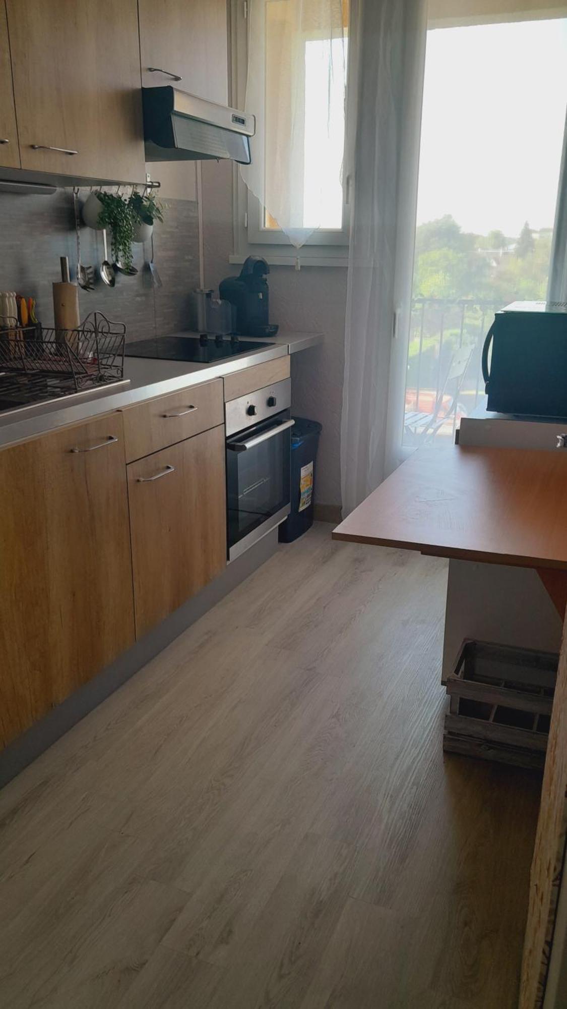 Chateauroux : Bel Appartement Avec Balcon Екстер'єр фото